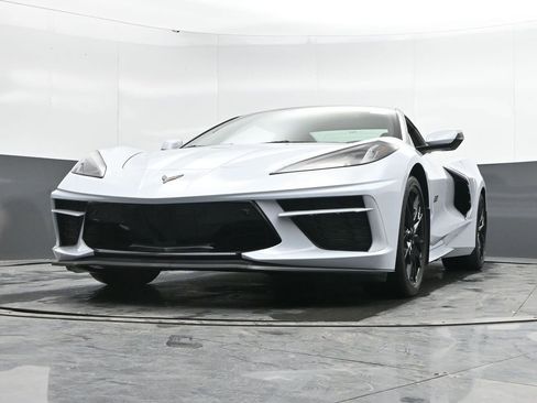 Used 2023 Chevrolet Corvette Stingray Premium Conv w/ Z51 Performance Package image 48