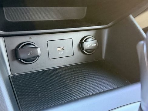Used 2023 Hyundai Kona SEL FWD image 25