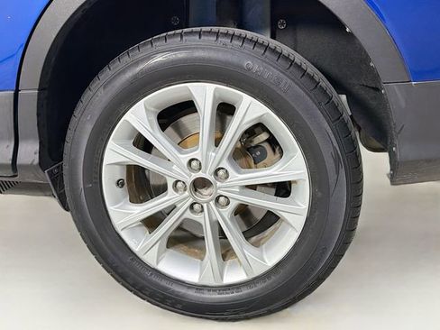 Used 2018 Ford Escape SE image 31