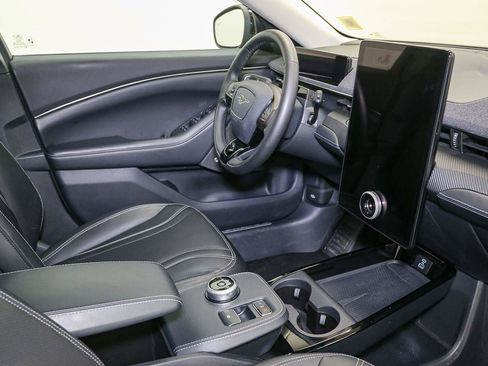 Used 2023 Ford Mustang Mach-E Premium AWD/4WD image 20