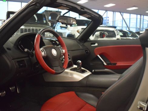 Used 2007 Saturn Sky Base 2dr Convertible w/ Premium Trim Pkg image 32