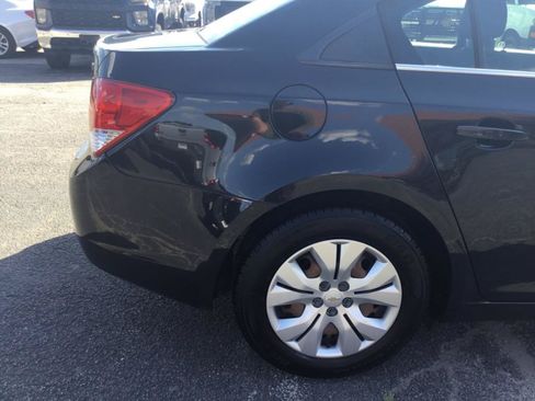 Used 2016 Chevrolet Cruze LT w/ Sun And Sound Package FWD image 13