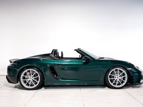Used 2023 Porsche 718 Boxster Spyder image 3