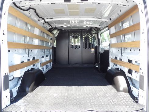 Used 2025 Ford Transit 250 Low Roof w/ Exterior Upgrade Package RWD image 41