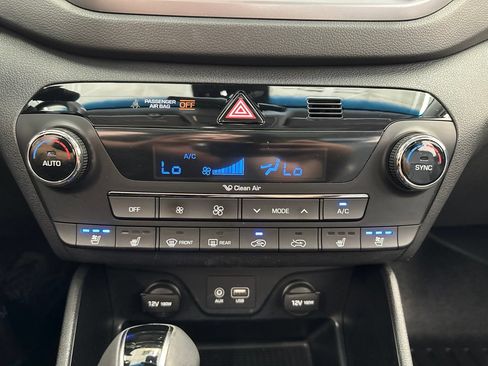 Used 2016 Hyundai Tucson Limited w/ Option Group 03 AWD/4WD image 27