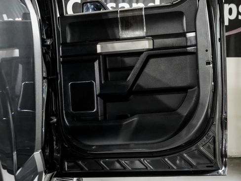 Used 2020 Ford F250 Lariat w/ Lariat Ultimate Package AWD/4WD image 37