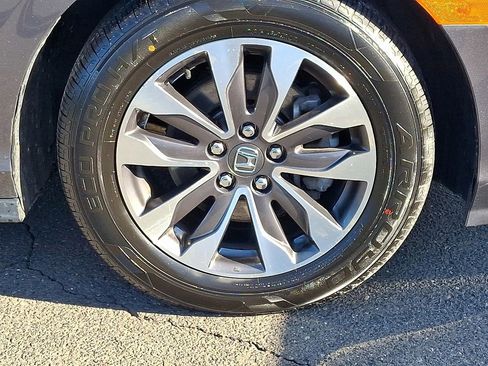 Used 2023 Honda Odyssey EX-L image 8