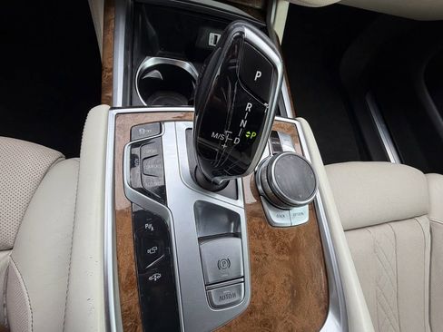 Used 2016 BMW 750i xDrive xDrive image 23