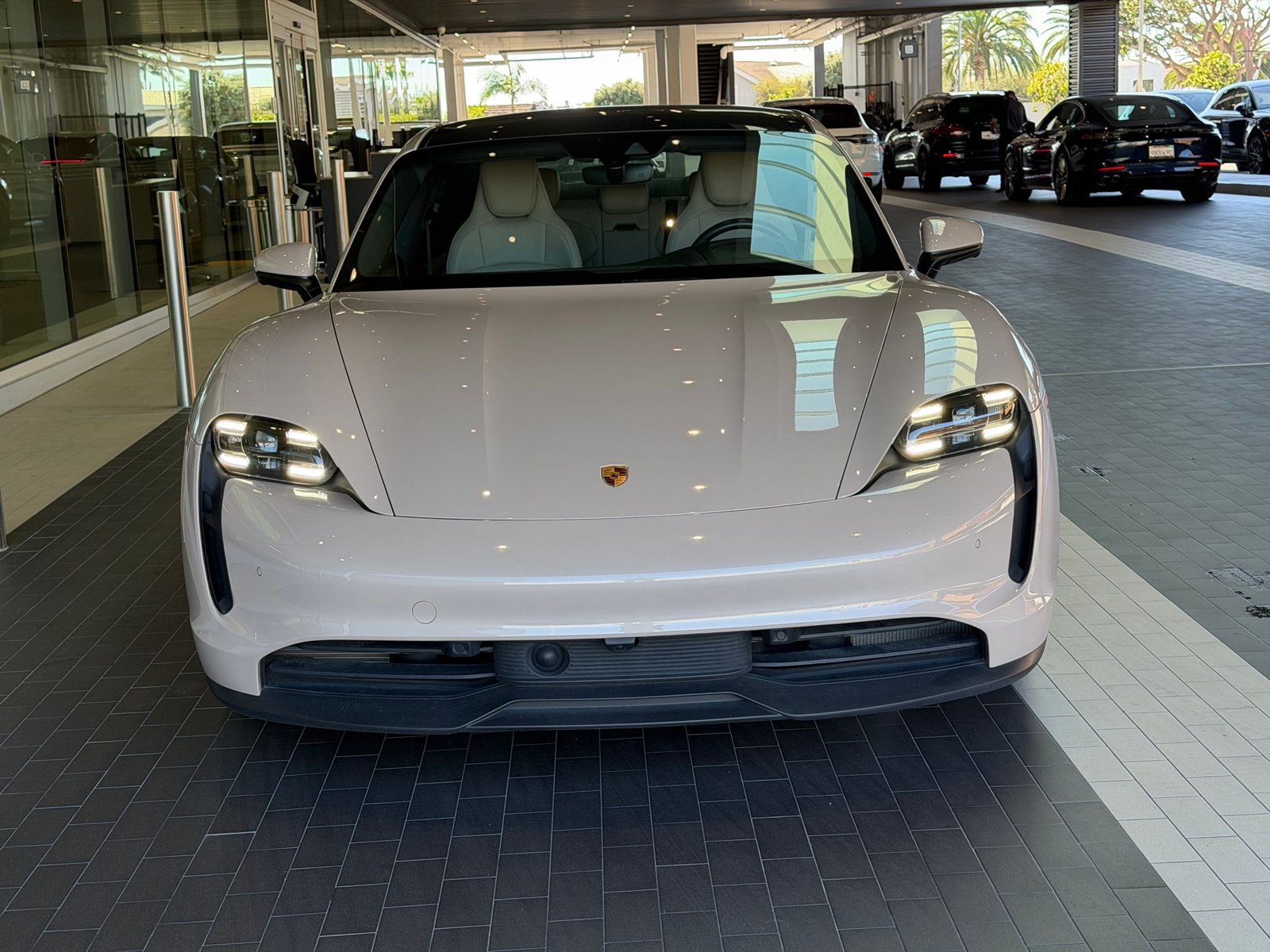 Certified 2024 Porsche Taycan w/ Premium Package RWD image 6