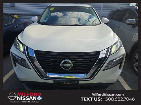 Certified 2023 Nissan Rogue SV AWD/4WD image 3