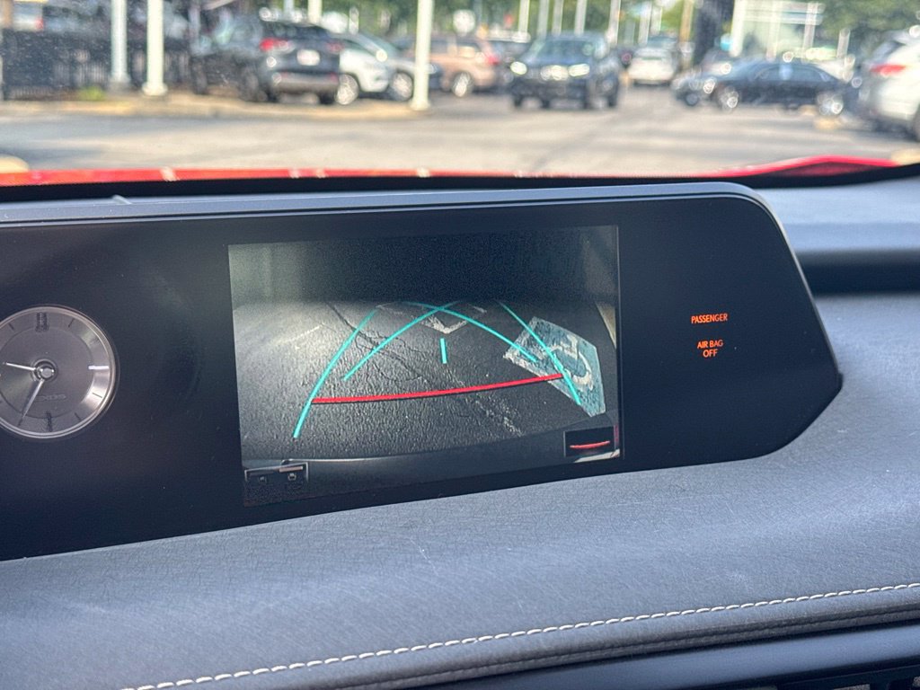 Used 2020 Lexus UX 250h w/ Premium Package AWD/4WD image 47