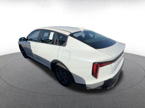 Used 2025 Kia K4 LXS image 4