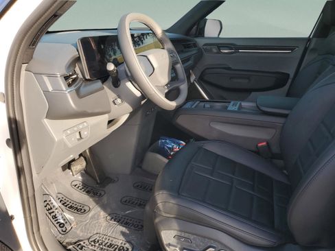 New 2026 Kia EV9 Land w/ Nightfall Edition Package image 17