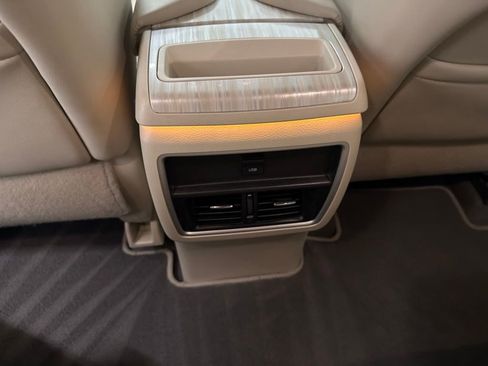 Used 2017 Nissan Murano SL w/ Cargo Package FWD image 22
