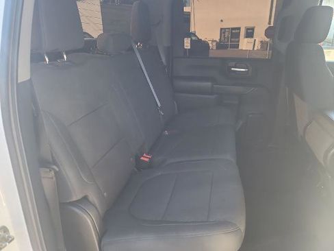 Used 2022 Chevrolet Silverado 2500 Custom w/ Custom Value Package image 24