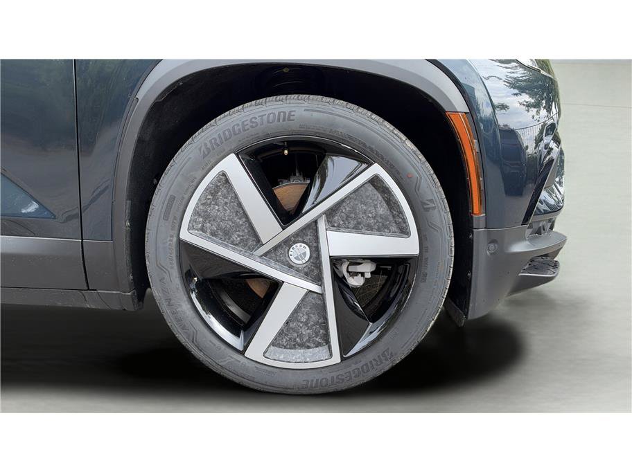 Used 2023 Fisker Ocean Ultra AWD/4WD image 13