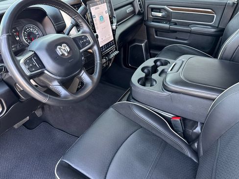 Used 2024 RAM 2500 Laramie AWD/4WD image 10
