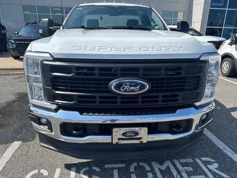 Used 2024 Ford F250 XL w/ Snow Plow Prep Package AWD/4WD image 4