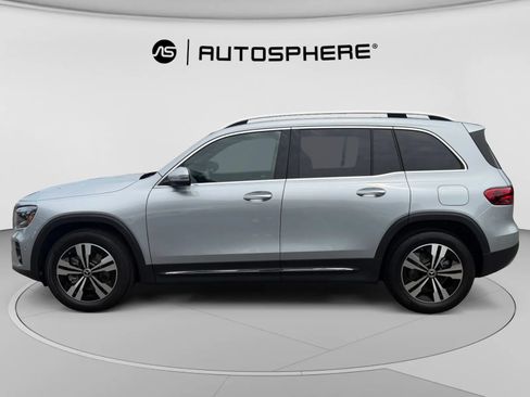 Used 2026 Mercedes-Benz GLB 250 image 4