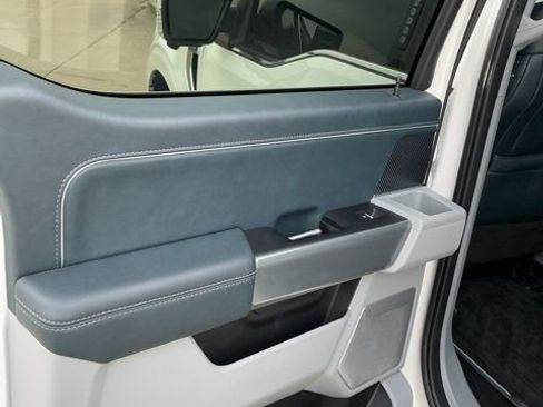 Used 2023 Ford F150 Limited image 13