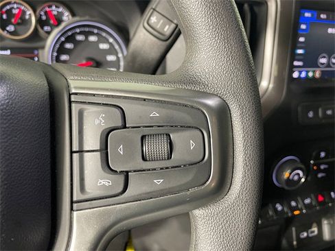 Used 2022 Chevrolet Silverado 1500 Custom Trail Boss w/ Safety Confidence Package image 9