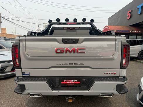 Used 2024 GMC Sierra 1500 AT4 w/ Technology Package AWD/4WD image 7