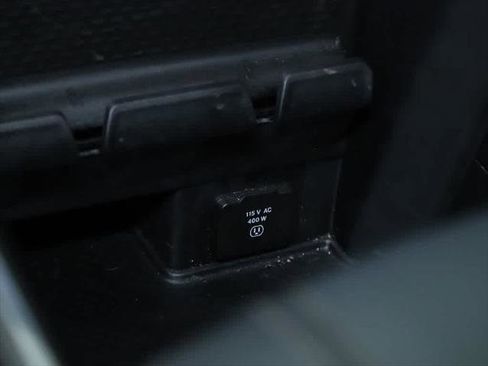 Certified 2023 RAM 1500 Laramie image 27