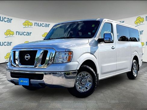 Used 2019 Nissan NV 3500 SV w/ Navigation Package RWD image 3
