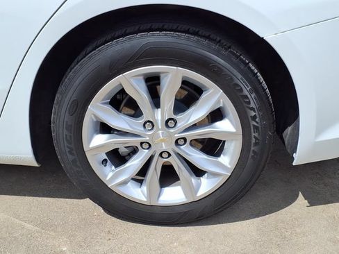 Used 2025 Chevrolet Malibu LT FWD image 22