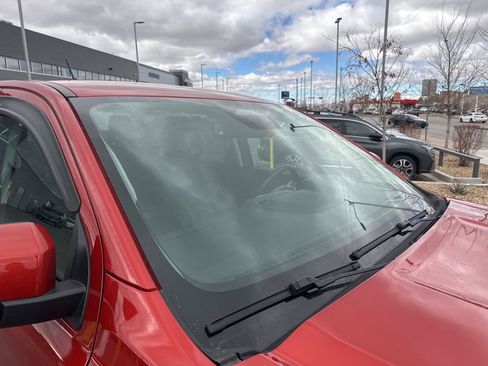 Used 2024 Ford Ranger Lariat w/ FX4 Off-Road Package image 5