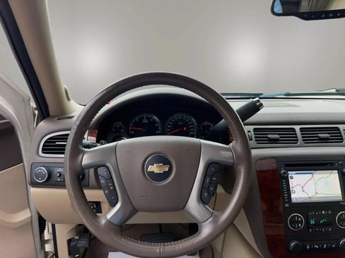 Used 2013 Chevrolet Tahoe LTZ AWD/4WD image 15