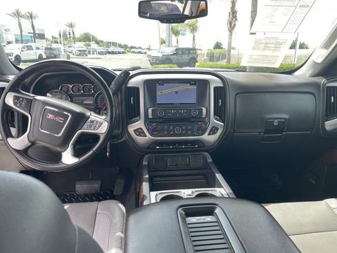 Used 2018 GMC Sierra 1500 SLT w/ SLT Premium Package AWD/4WD image 19