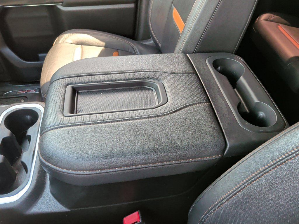 Used 2021 GMC Sierra 1500 AT4 w/ AT4 Premium Package AWD/4WD image 32