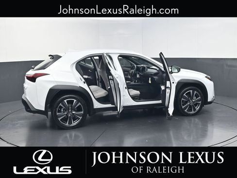 New 2026 Lexus UX 300h FWD image 31