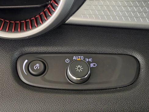 New 2026 Chevrolet Trax RS w/ Driver Confidence Package image 32