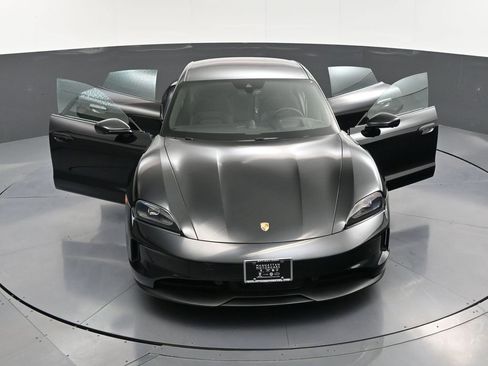 Certified 2025 Porsche Taycan RWD image 34