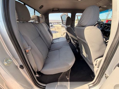 Used 2014 Toyota Tacoma PreRunner w/ Convenience Package RWD image 15