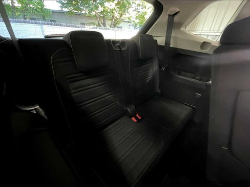 Used 2022 Volkswagen Tiguan S image 29