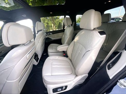 Used 2024 BMW X7 M60i w/ Executive Package AWD/4WD image 27