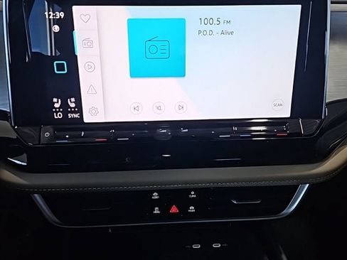 New 2026 Volkswagen Atlas Cross Sport SE AWD/4WD image 31