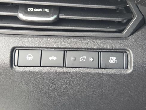 New 2026 Nissan Altima 2.5 SV FWD image 25