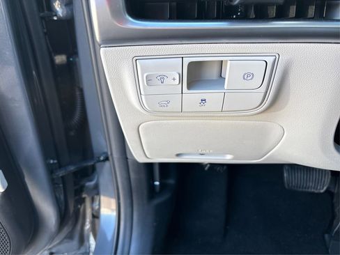 Used 2025 Hyundai Tucson Limited AWD/4WD image 41
