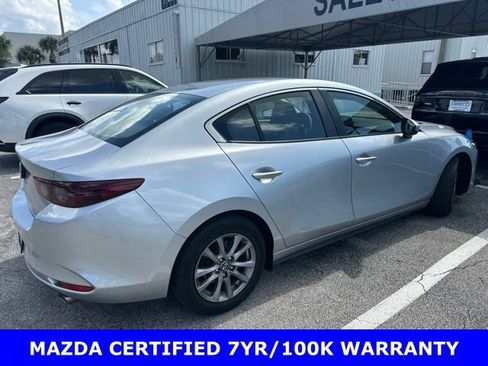 Used 2021 MAZDA MAZDA3 Sedan FWD image 2