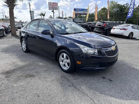 Used 2014 Chevrolet Cruze LT w/ All-Star Edition FWD image 3