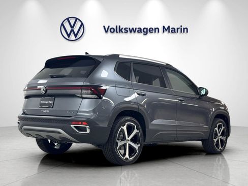 New 2026 Volkswagen Taos SEL AWD/4WD image 5