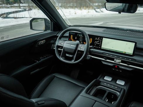 New 2027 Kia Telluride S image 16