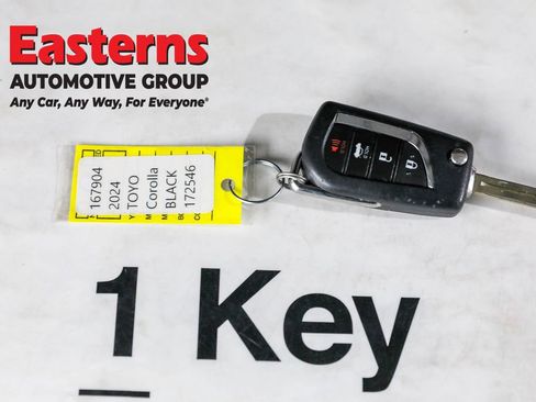 Used 2024 Toyota Corolla LE image 33