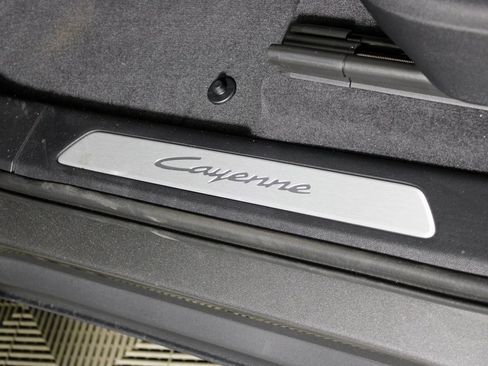 New 2026 Porsche Cayenne Coupe image 18