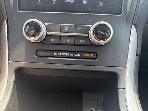 Used 2024 Ford Edge SEL AWD/4WD image 32