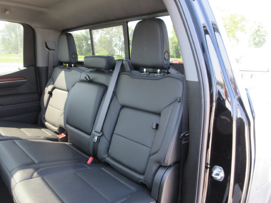 New 2026 GMC Sierra 1500 Denali w/ Denali Reserve Package AWD/4WD image 14